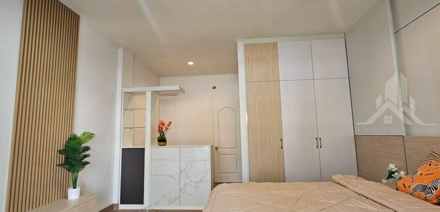 Baan Suan Lalana Studio Condo for Sale in Jomtien