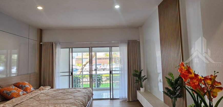 Baan Suan Lalana Studio Condo for Sale in Jomtien