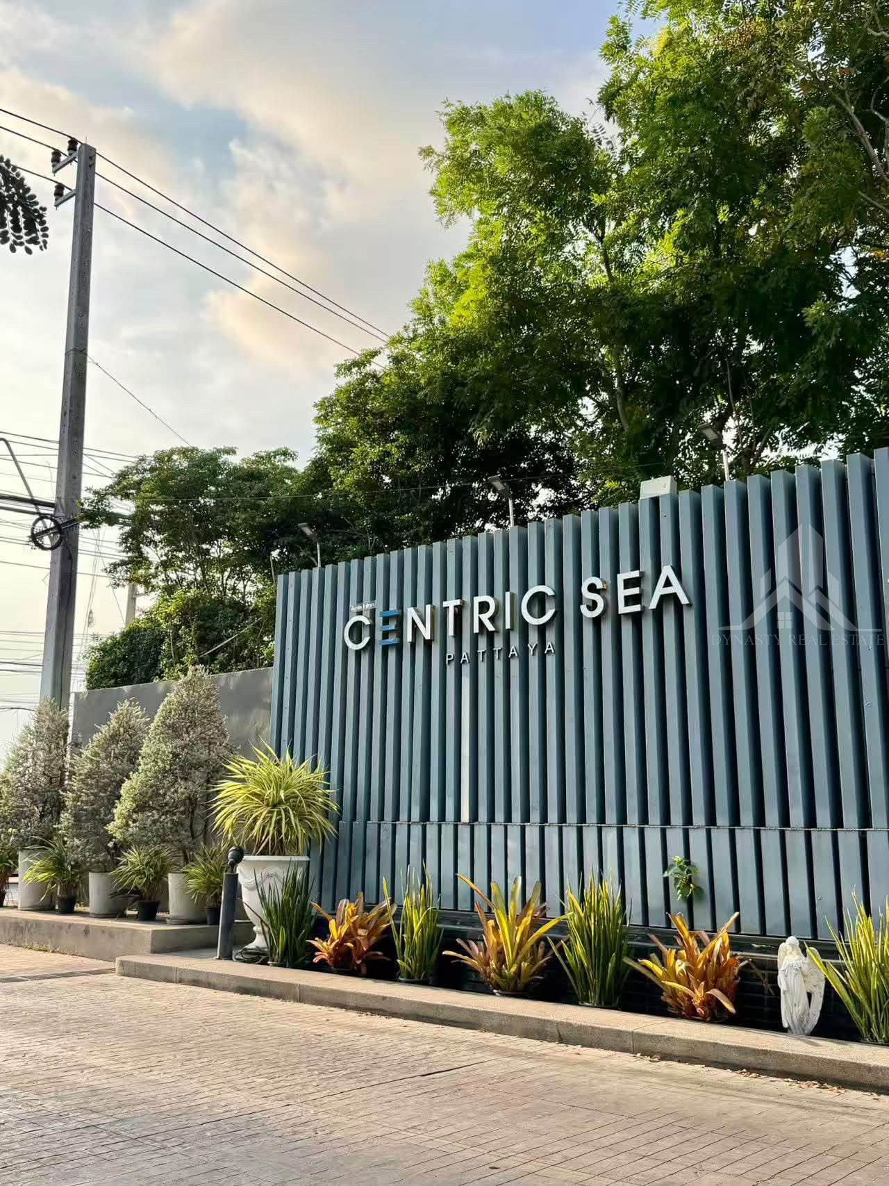 Centric sea pattaya 1-bed condo for sale in central pattaya
