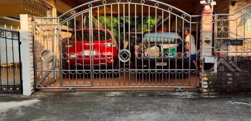 Chokchai Garden Home 2 4-Bed House for Sale, Pattaya