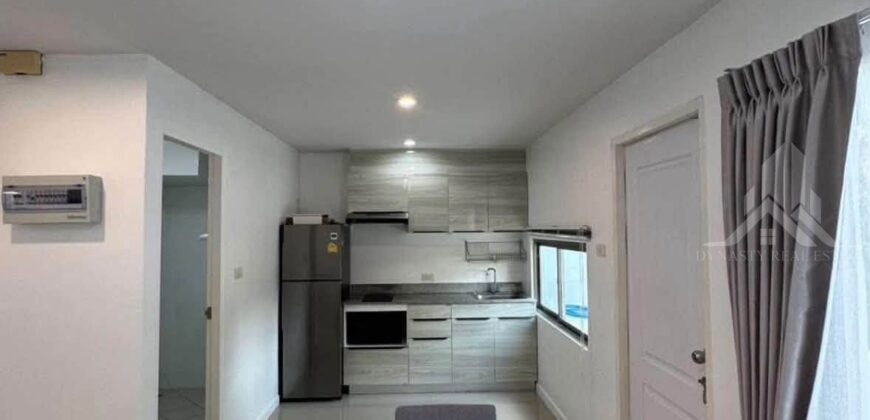 City Garden Tropicana 1-Bed Pool Access Condo for Sale