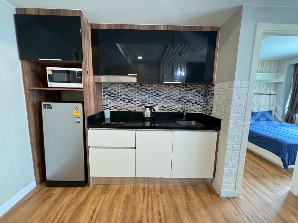 Dusit grand park 1 1-bed condo for sale