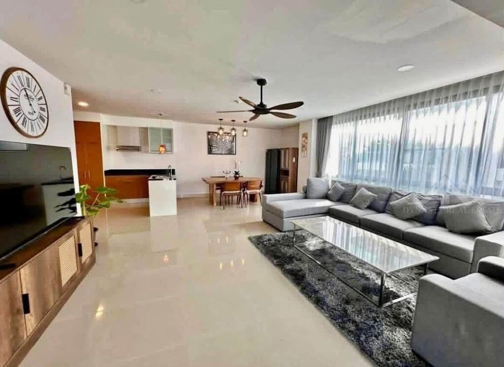 Gardenia pattaya 2-bed condo for rent
