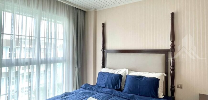 Grand Florida Beachfront 1-Bed Condo for Rent in Na Jomtien