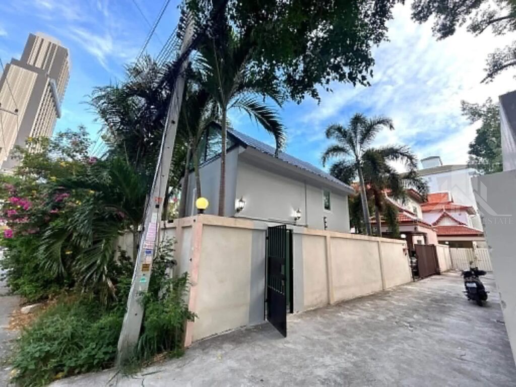 1-bed house for rent in pratumnak