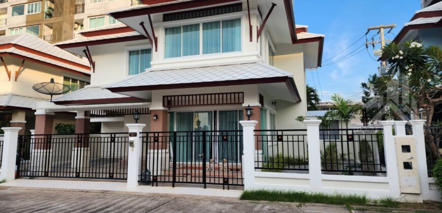 Khao Talo 4-Bed House for Rent, East Pattaya – 62 Sq.Wah