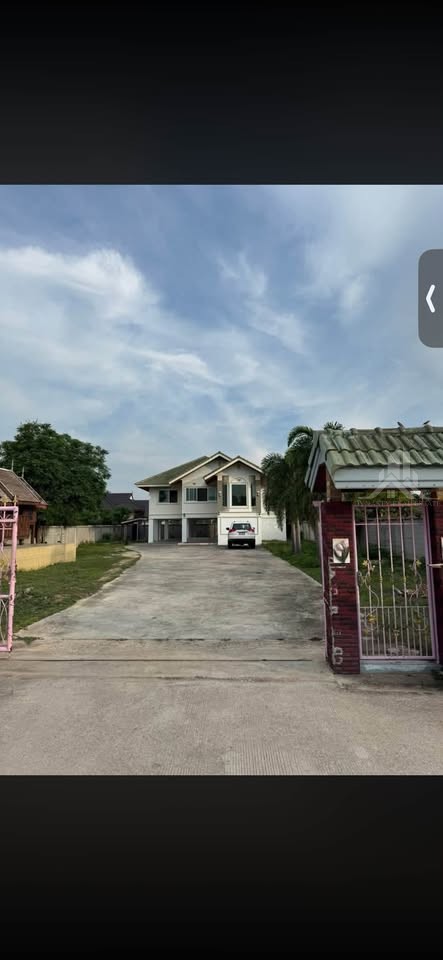 Huai Yai 3-Bed House For Rent With Large Plot, Pattaya For Sale In Pattaya 3-bed house for rent - photo 2