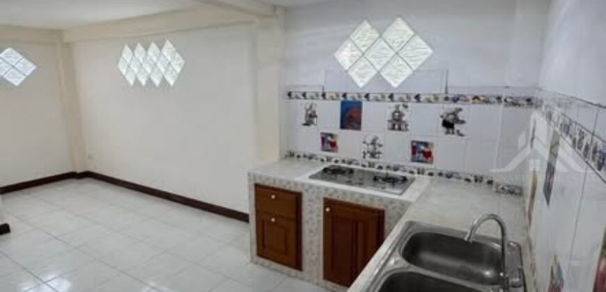 Huai Yai 3-Bed House for Rent with Large Plot, Pattaya