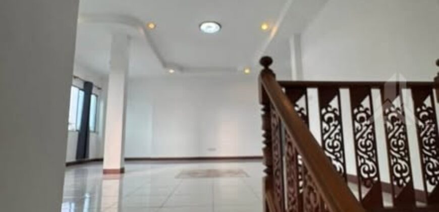 Huai Yai 3-Bed House for Rent with Large Plot, Pattaya