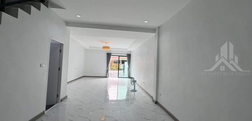 Khao Noi 2-Bed Pet-Friendly House for Rent, East Pattaya