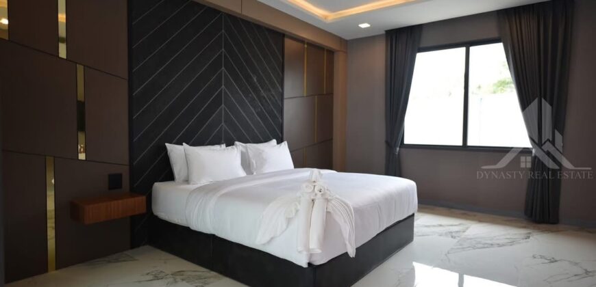 M Mountain Village 6-Bed House for Sale or Rent – Thung Klom-Tan Man, Pattaya