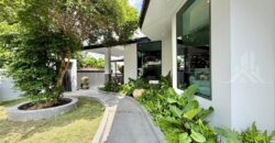 Modern 3-Bed Pool Villa for Rent near Tara Pattana School