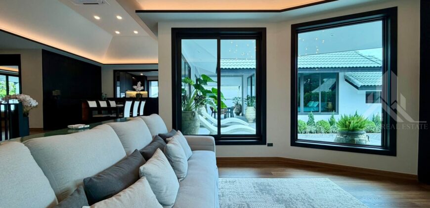Modern 3-Bed Pool Villa for Rent near Tara Pattana School