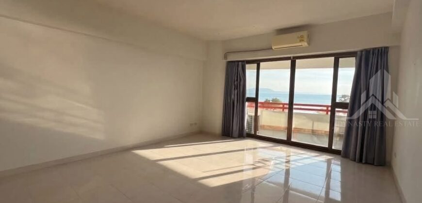 Modern 3-Bed Pool Villa for Rent near Tara Pattana School