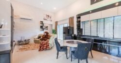 Na Jomtien 5-Bed Private Pool Villa for Sale near Nong Nooch