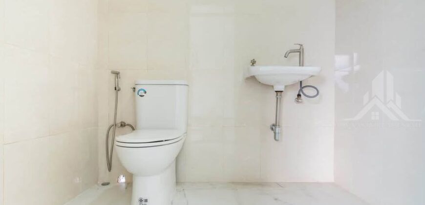 Na Jomtien 5-Bed Private Pool Villa for Sale near Nong Nooch