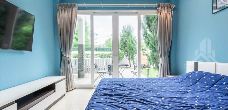Na Jomtien 5-Bed Private Pool Villa for Sale near Nong Nooch