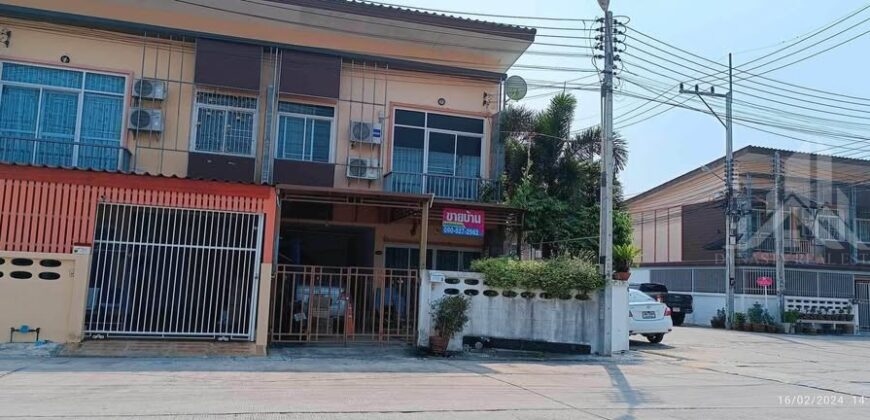 Ngam Charoen 14 3-Bed Corner Townhouse for Sale, Pattaya