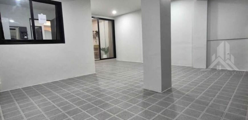 Noen Plub Wan 2-Bed Townhouse for Sale, Pattaya