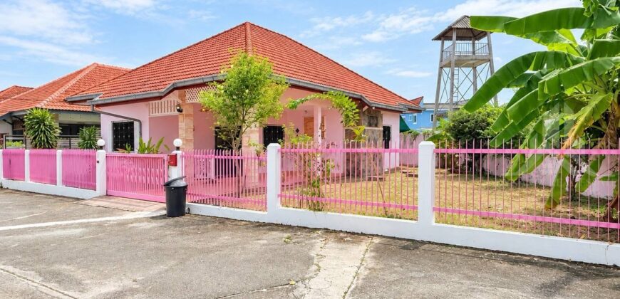 Noen Plub Wan Village 3 2-Bed House for Rent, Pattaya