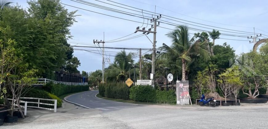 Nong Pla Lai Land 1 Rai 150 Sq.Wah for Sale, Bang Lamung