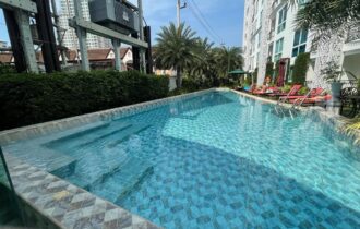 Olympus City Garden 1-Bed Condo for Rent, 6th Floor Pool View