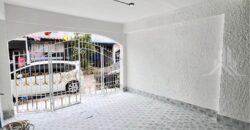 Pattaya Rung Rueang Village 2-Bed Townhouse for Sale