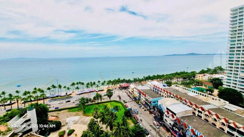 Jomtien plaza condotel for rent