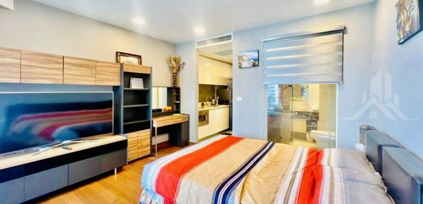 The Palm Wong Amat Beach Studio Condo for Rent in North Pattaya