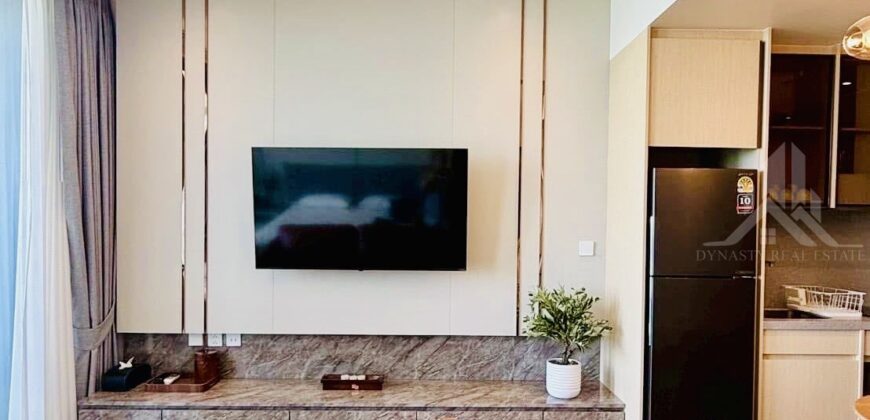 AROM WONGAMAT 1-Bed Condo for Sale & Rent with Sea View