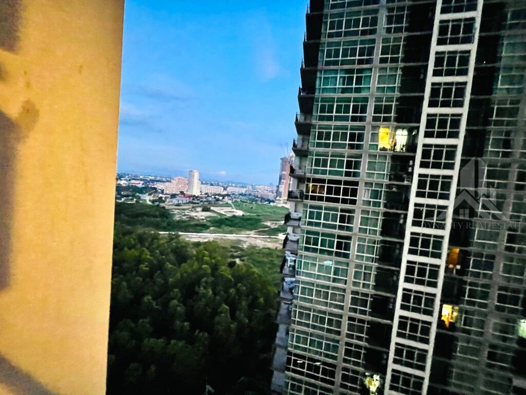 The grand a d jomtien pattaya beach property for sale