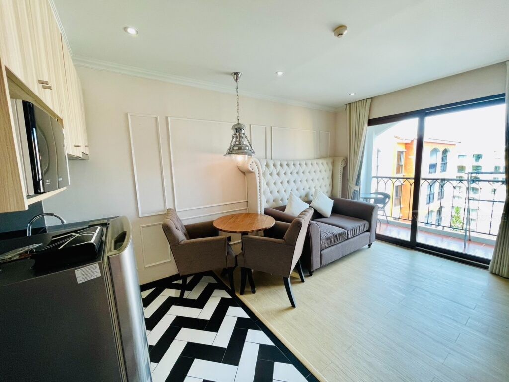 Venetian signature condo resort pattaya 1 bed for sale