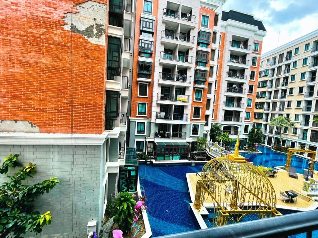Pattaya 1 bed condo for sale