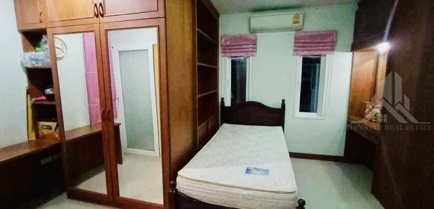 Baan Suay Mai Ngam Village 3-Bed House for Rent in Pattaya