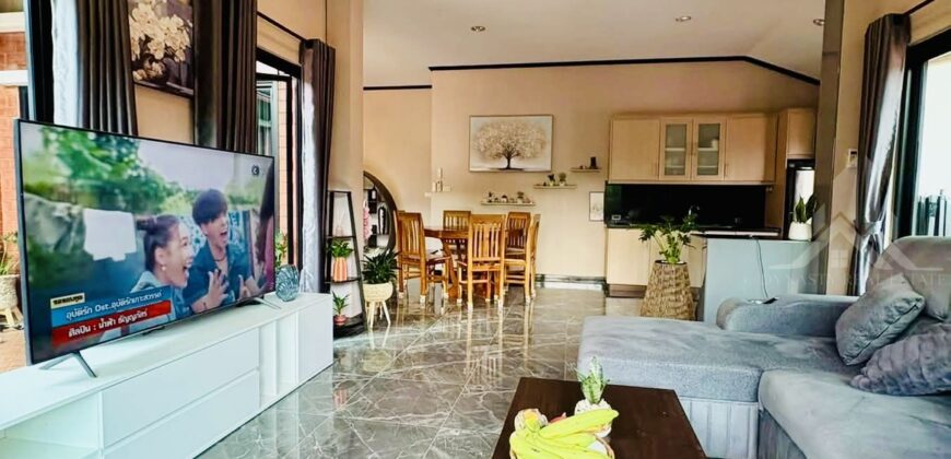 Manthara Village 3-Bed Pool Villa for Rent in Pattaya