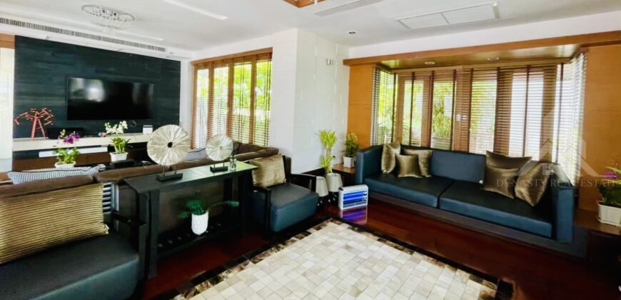 Wong Amat Pool Villa for Sale & Rent in North Pattaya – 5 Bedrooms
