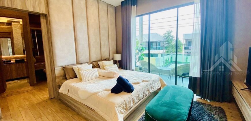 Madcha Nirvana Pattaya 4-Bed Pool Villa for Sale & Rent