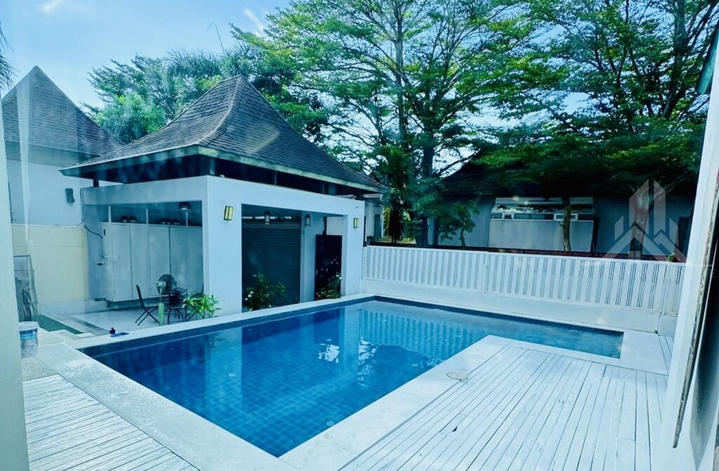 Nakawari village 3-bed pool villa for sale & rent
