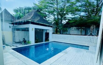 Nakawari Village 3-Bed Pool Villa for Sale & Rent in Na Jomtien