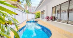 3-Bed Pool Villa for Rent on Chaiyaphruek Road, Jomtien 3-Bed Pool Villa for Rent on Chaiyaphruek Road, Jomtien