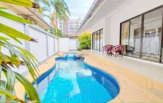 3-Bed Pool Villa for Rent on Chaiyaphruek Road, Jomtien