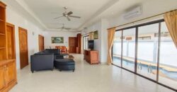 3-Bed Pool Villa for Rent on Chaiyaphruek Road, Jomtien 3-Bed Pool Villa for Rent on Chaiyaphruek Road, Jomtien