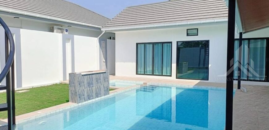 Pool Villa Soi Siam Country Club for Rent in East Pattaya – 4 Bedrooms