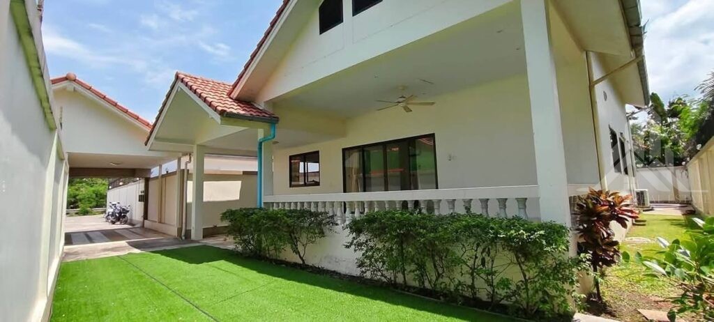 5-bed pool villa for rent in jomtien