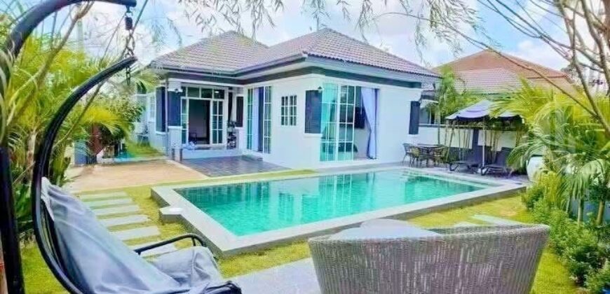 4-Bed Pool Villa for Rent in East Pattaya – Fully Furnished