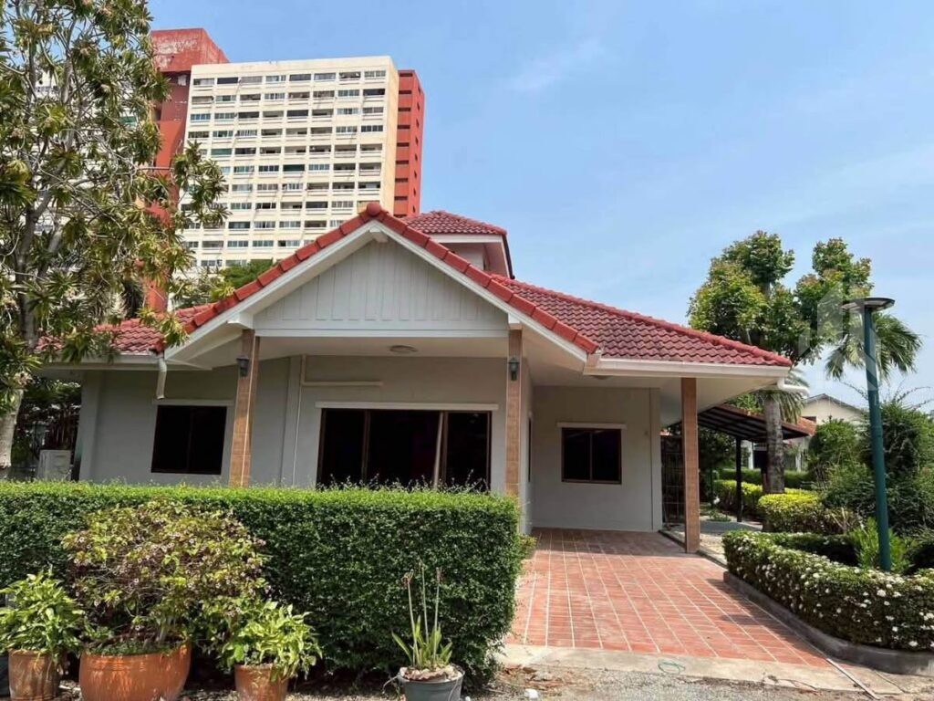 3-Bed Pool Villa For Rent In Thepprasit Jomtien - Fully Furnished For Sale In Pattaya 3-bed pool villa for rent in thepprasit jomtien