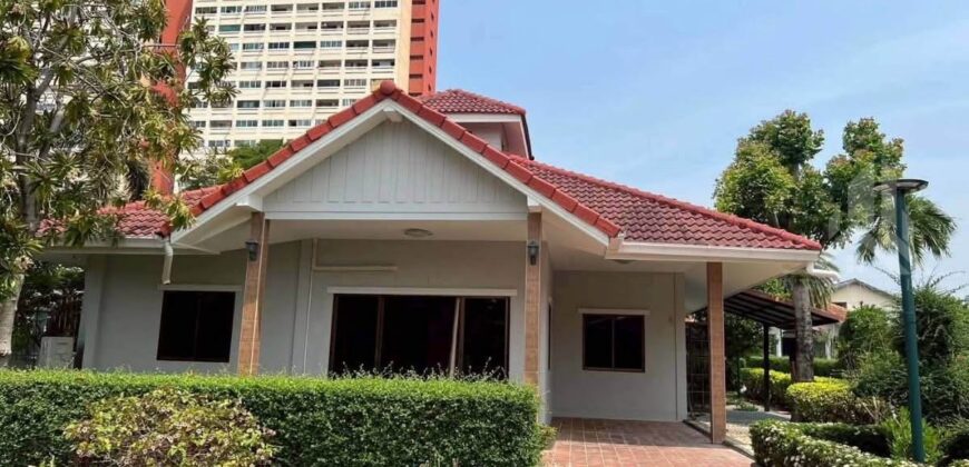 3-Bed Pool Villa for Rent in Thepprasit Jomtien – Fully Furnished