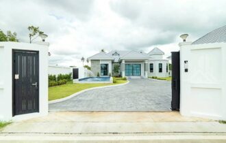 4-Bed Pool Villa for Sale in Huay Yai