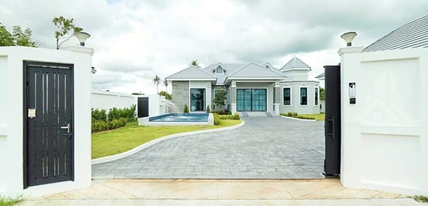 4-Bed Pool Villa for Sale in Huay Yai