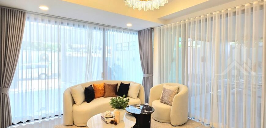 3-Bed Pool Villa for Sale on Soi Lablae, East Pattaya